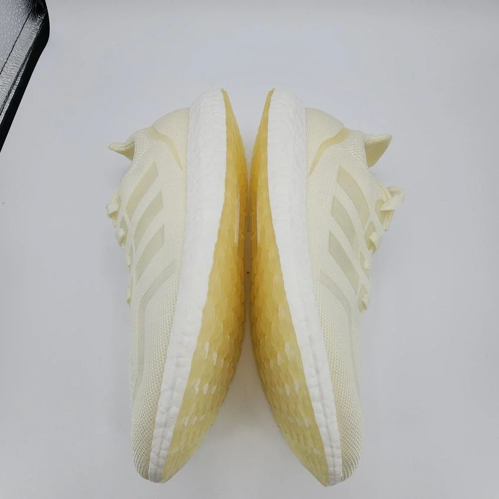 adidas UltraBoost Shoes Mens‎ 8.5 Made To Be Remade Sneakers FV7827 NEW w/ Tag